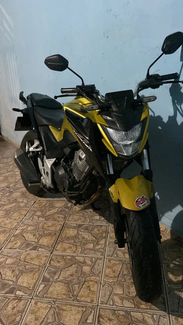 Cb twister 300f