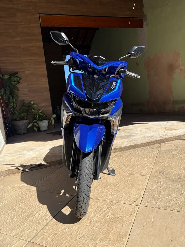 Moto Neo 125 Automática