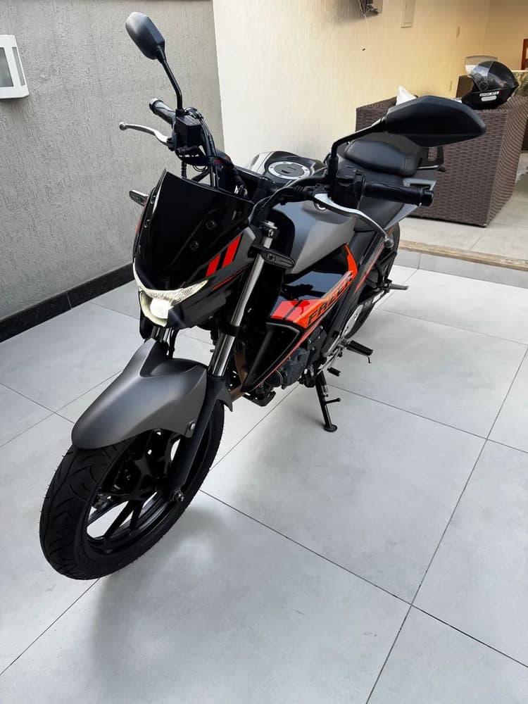 Fazer 25 muito nova 