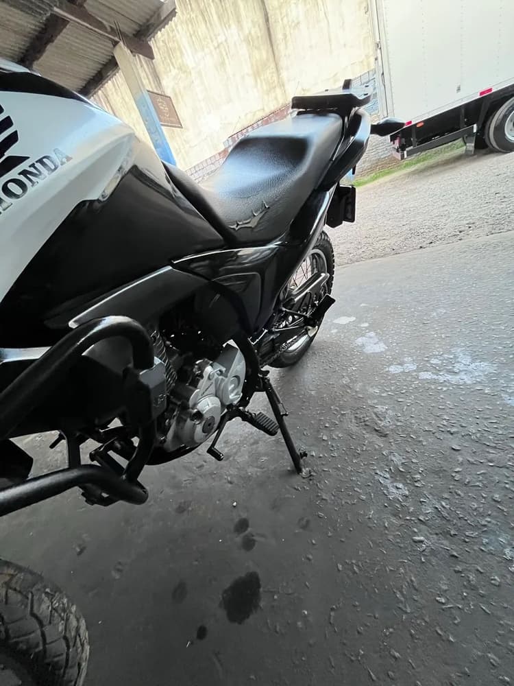 Bros 160 