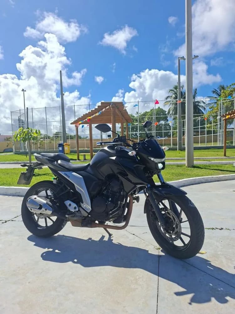 Fazer 250 abs