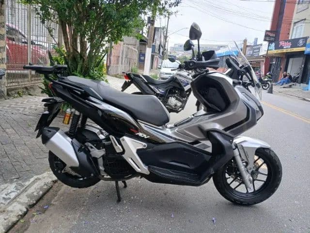 ADV 150 