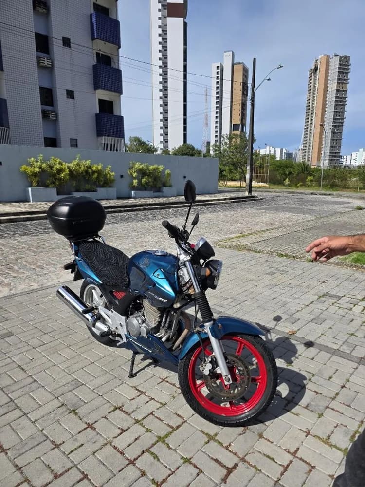 CBX TWISTER 2003 