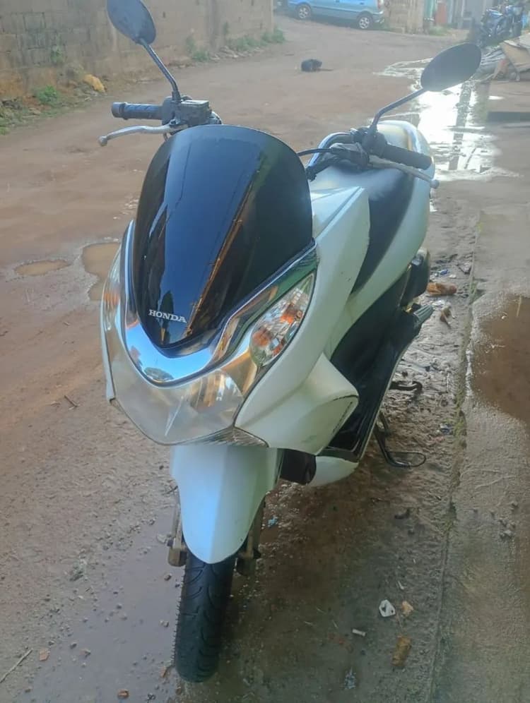 Vendo pcx 150 modelo 2014 