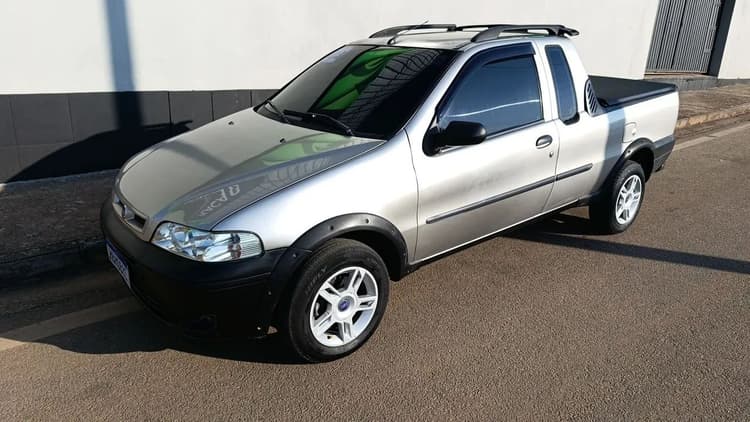 Fiat Strada Working 1.8 MPI 8V 103cv CE 2003