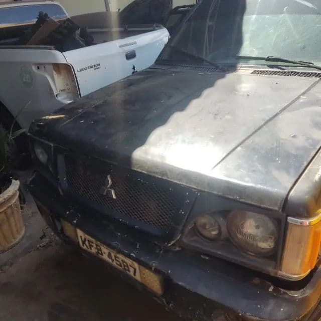 Mitsubishi L200 GLS 2.5 4X4 CD Diesel 2003