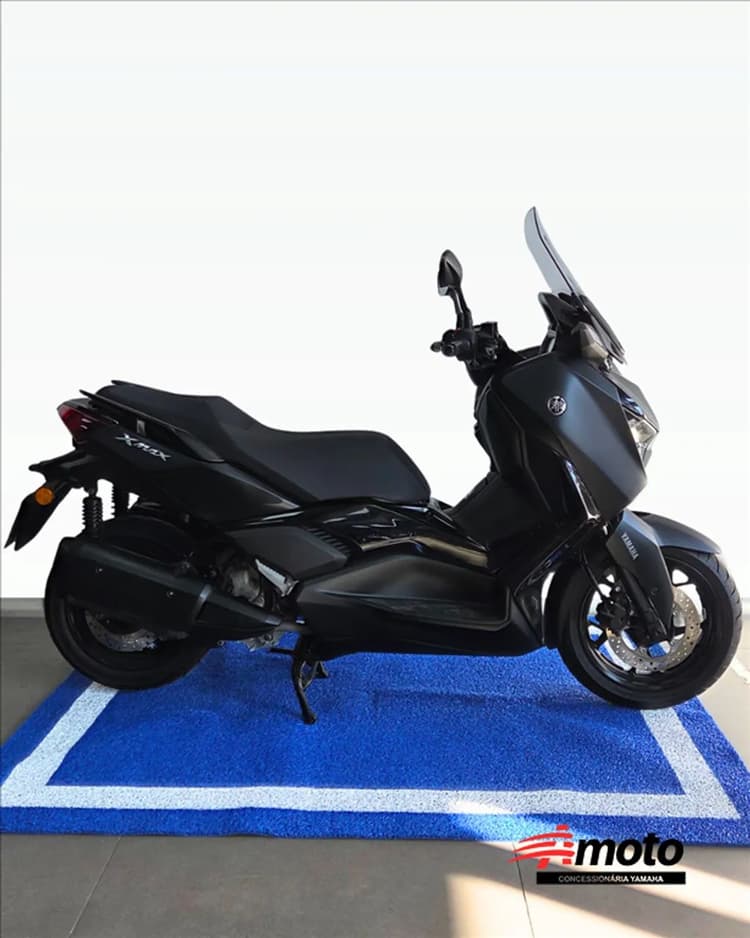 YAMAHA XMAX 250 CONNECTED ABS
