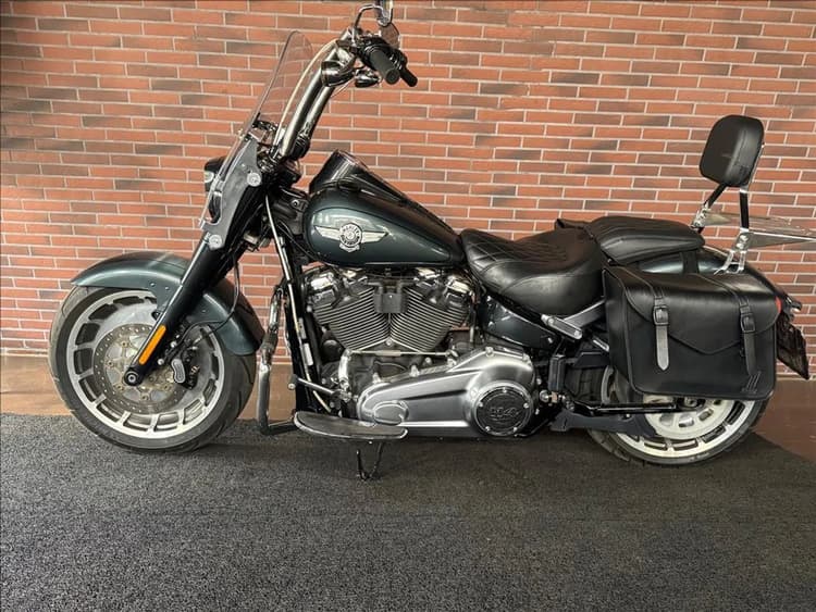 HARLEY-DAVIDSON SOFTAIL 114