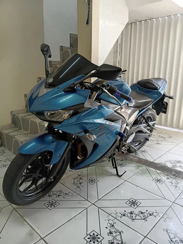 Vendo R3 YAMAHA 