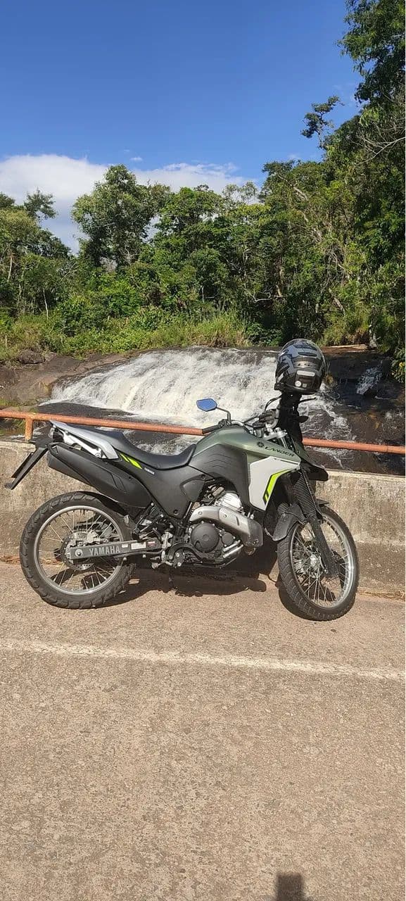 Lander Connect verde 2025