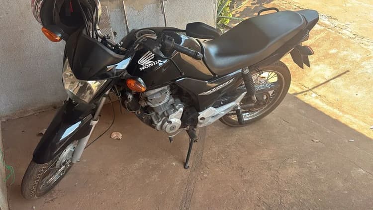 Vendo moto super conservada 