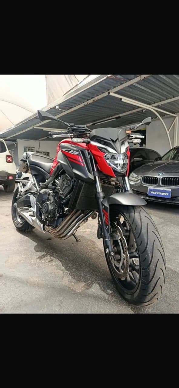 CB 650F impecável 