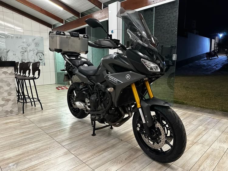 Tracer 900 GT 