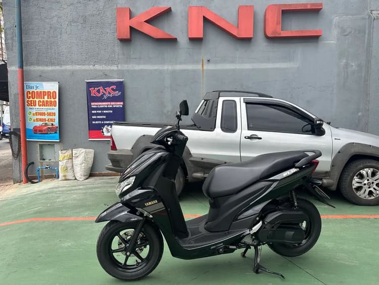 YAMAHA FLUO