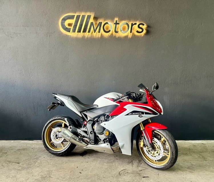 HONDA CBR 600F
