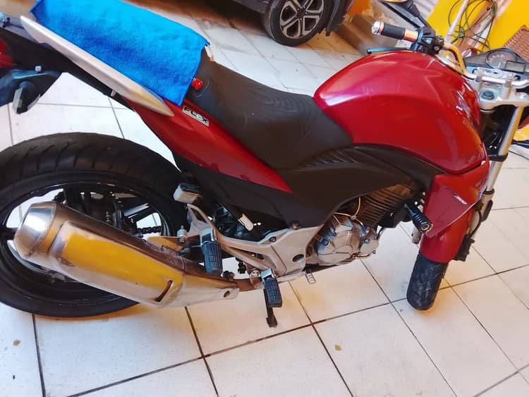cb 300 pra vender ligeiro 