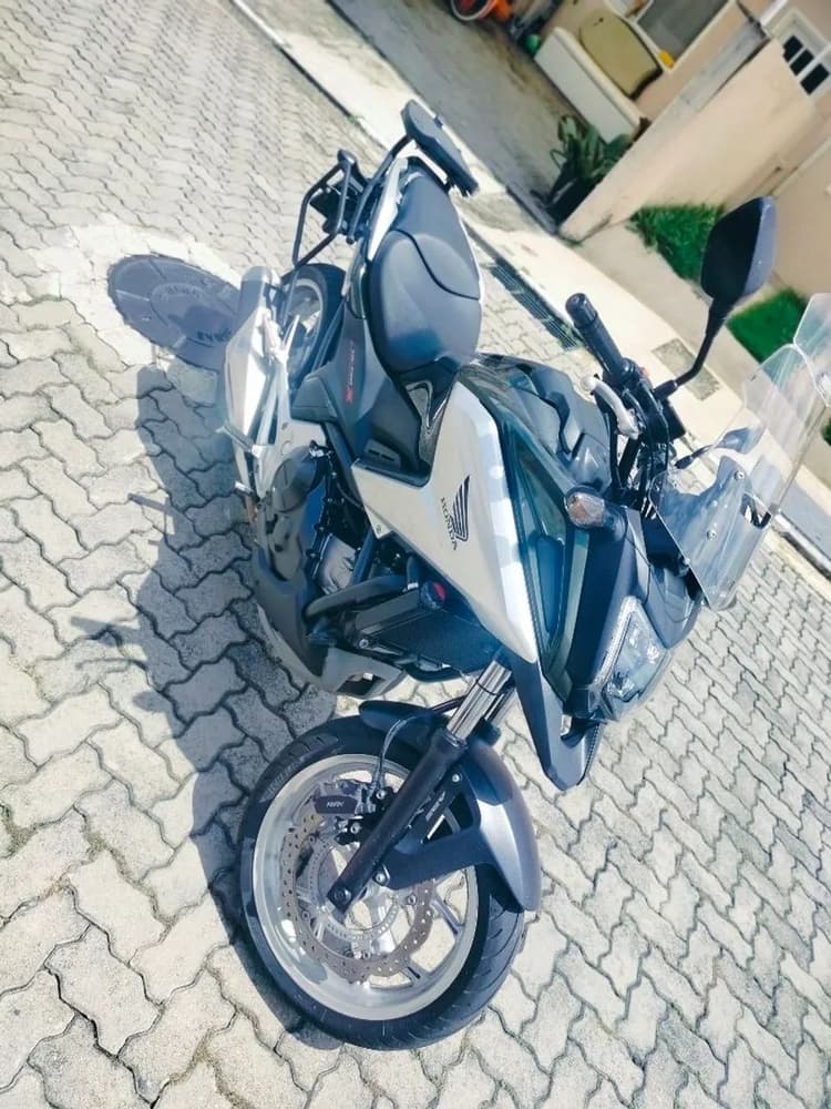 NC 750x ABS ... Em ótimo estado 
