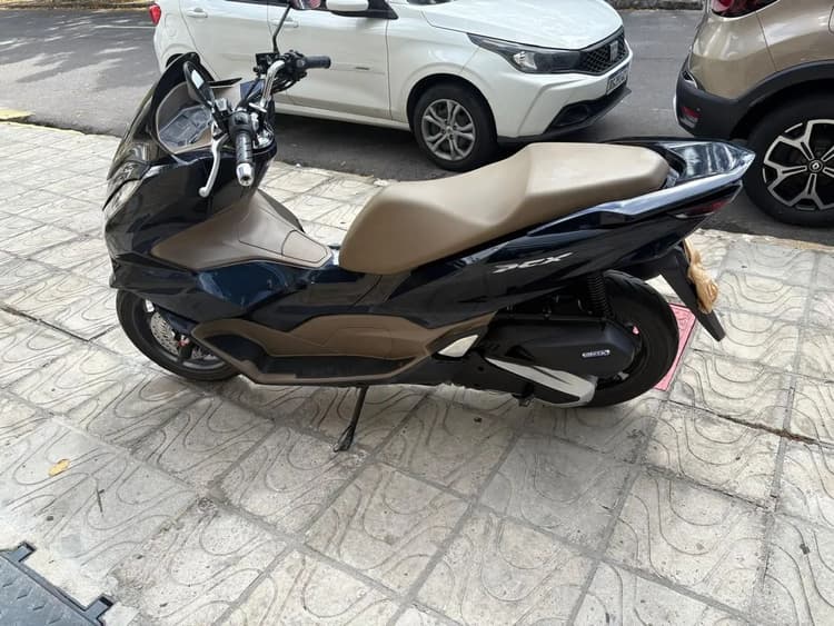 Moto PCX-160 seminova