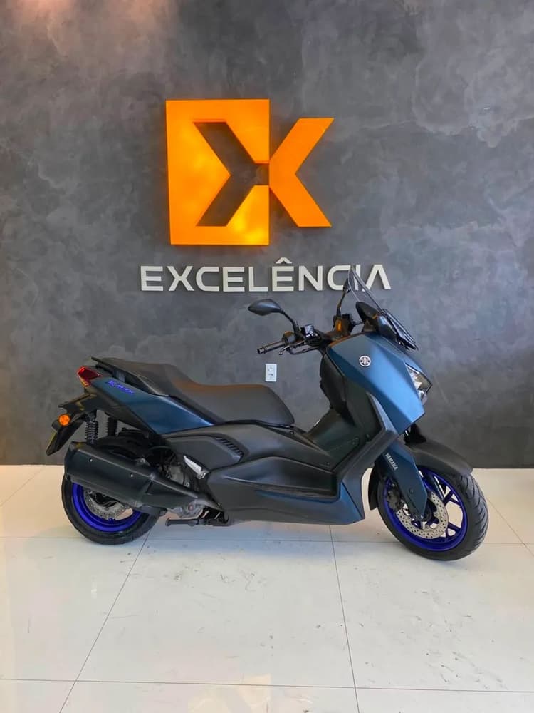 X MAX 250 