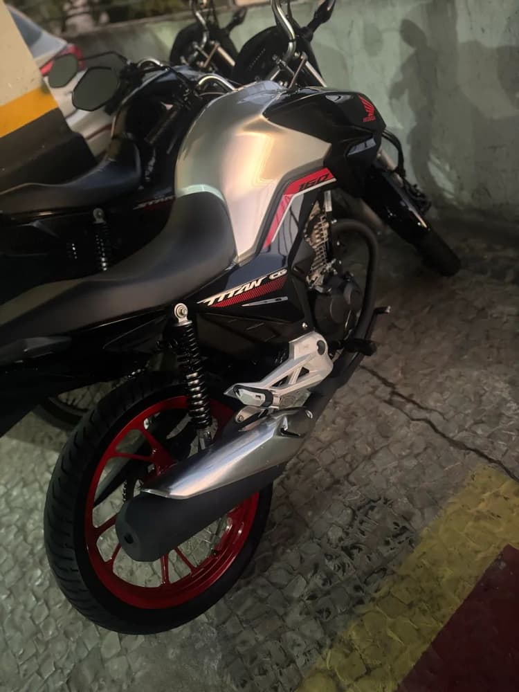 Moto zero 
