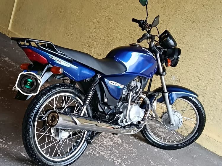 Titan ks 150 ano 2006