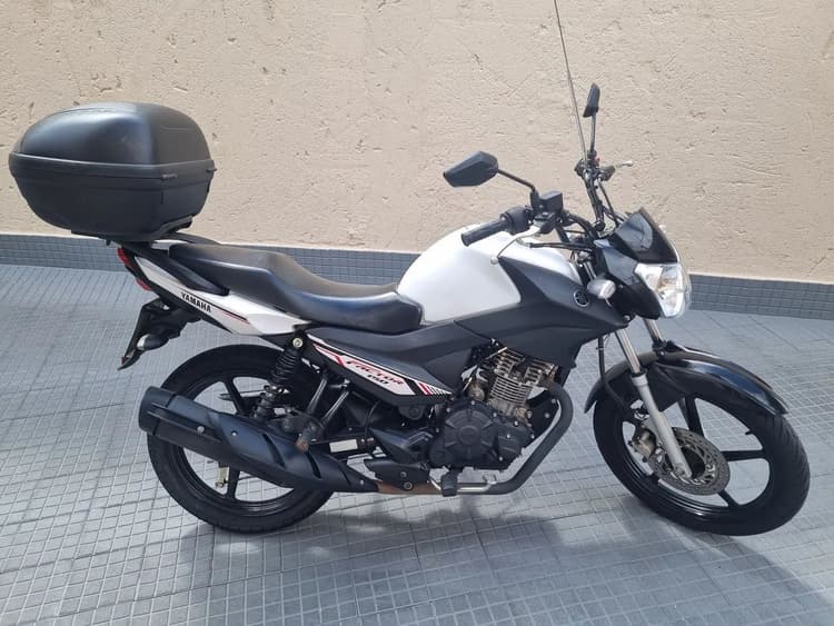 Yamaha Factor 150 2022/2023 com baú 