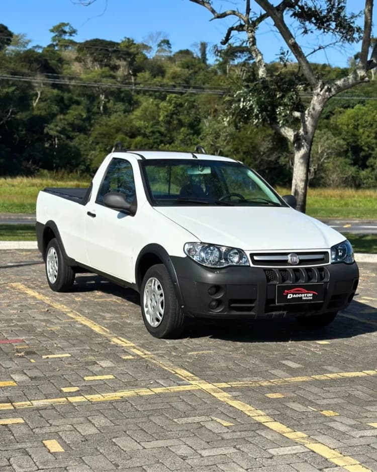 Fiat Strada 1.4 MPI Fire Flex 8V CE 2012