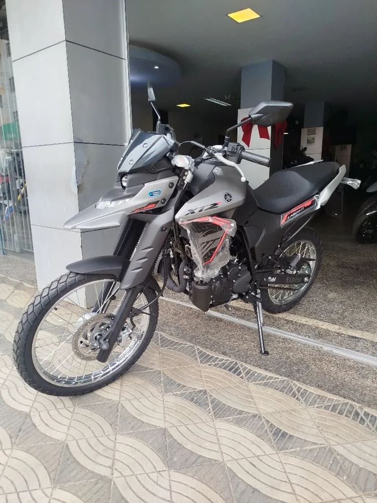 Lander 250 versão Conect 