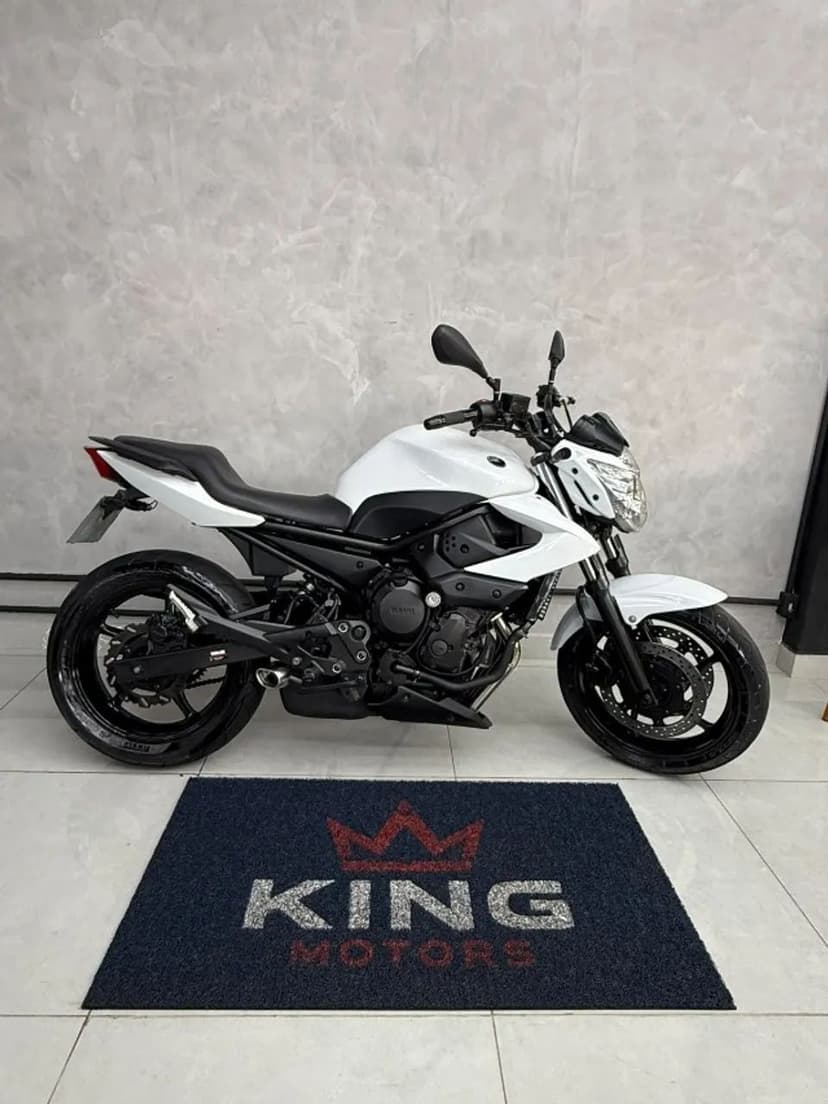 XJ6N