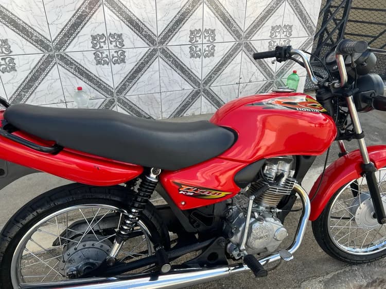 Vendo titan 2000