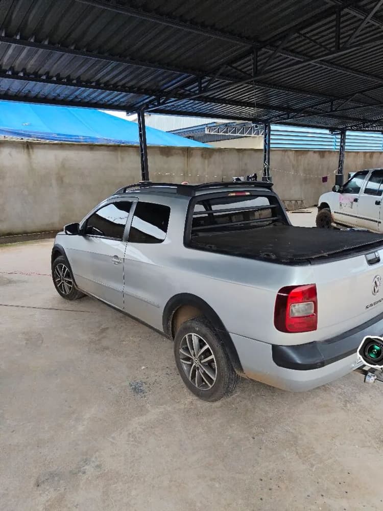 Volkswagen Saveiro Highline 1.6 T. Flex 8V CD 2015