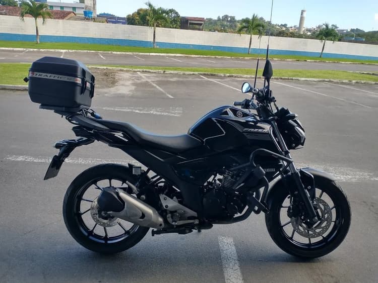 FZ15 2023 Muito nova