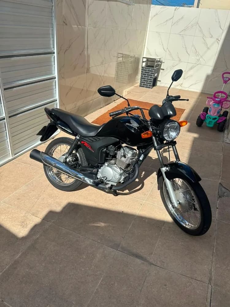 Honda 2012 150 ESI preta 