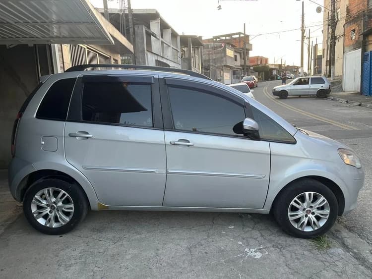 Fiat Idea Attractive 1.4 Fire Flex 8V 5P 2015