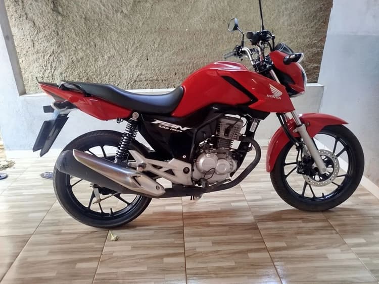 Vendendo uma moto