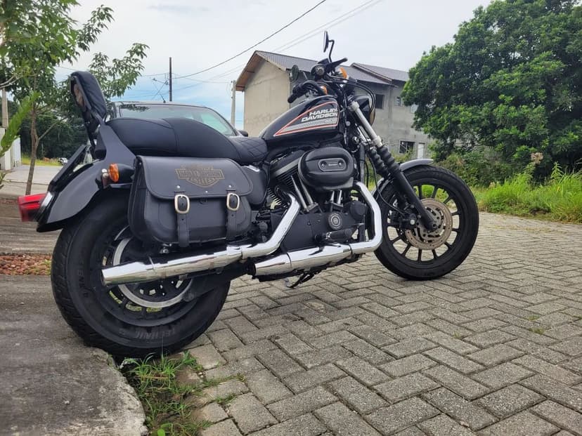 Harley Davidson 883r