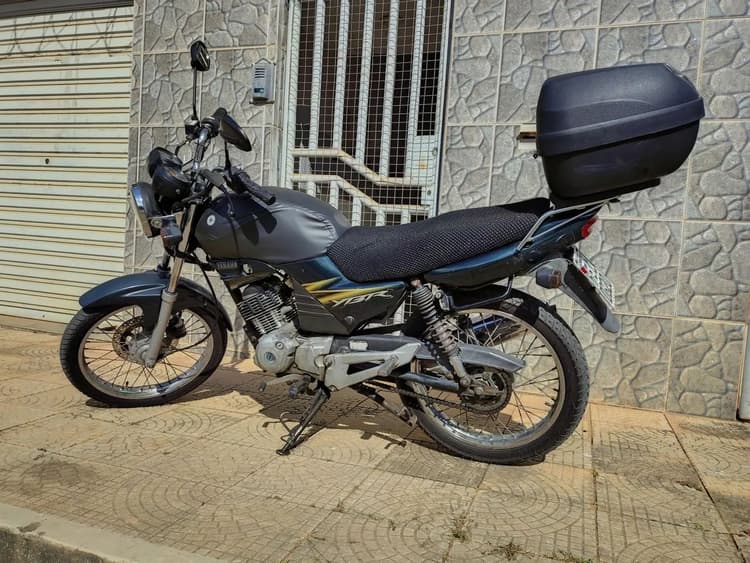 Vendo YBR 125 completa 2006