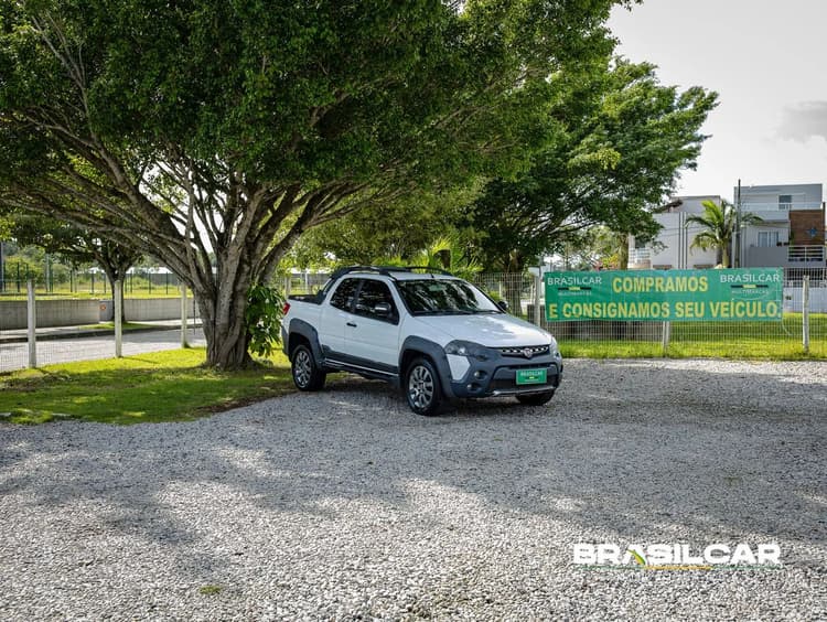Fiat Strada Adv.1.8 16V Dualogic Flex CE 2015