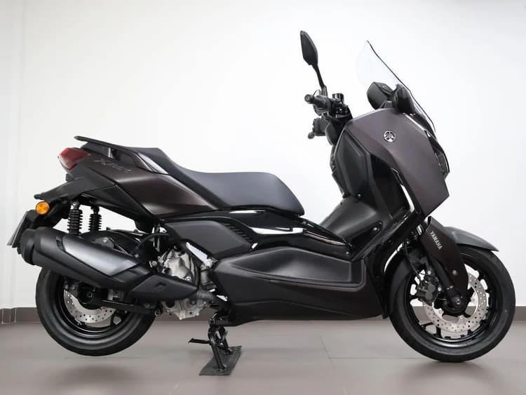 YAMAHA XMAX 300 CONNECTED ABS