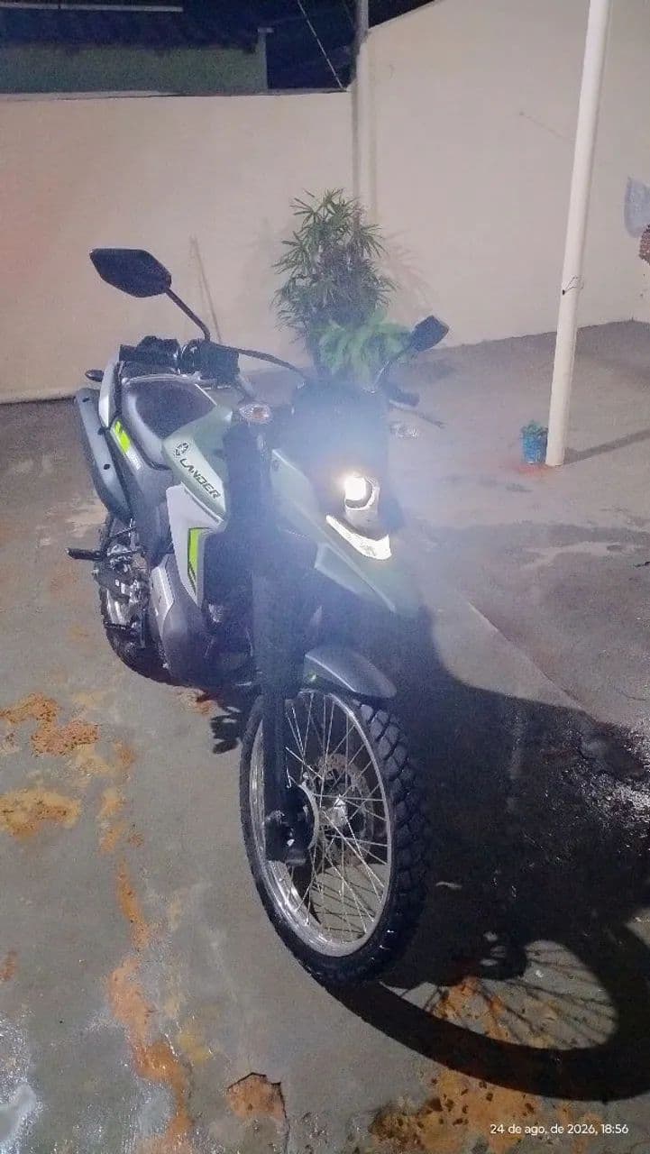 Lander 250 conect verde.