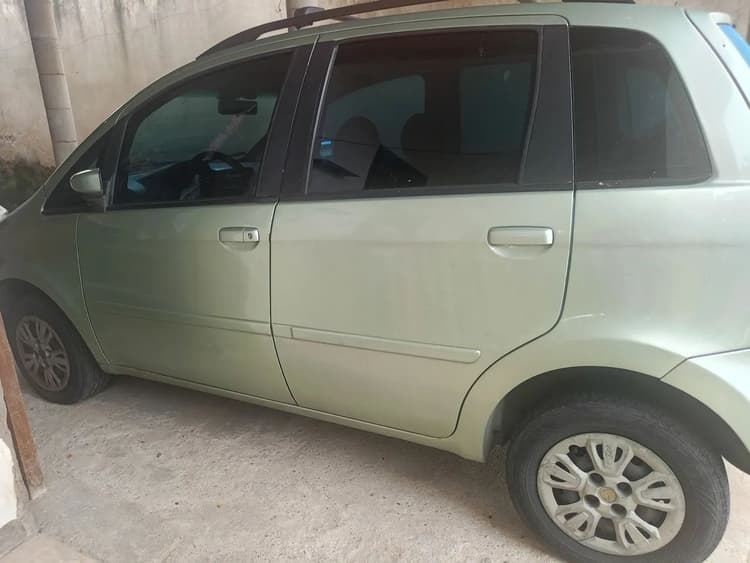Fiat Idea ELX 1.4 MPI Fire Flex 8V 5P 2006