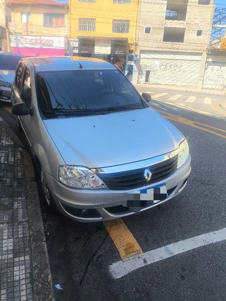 Renault Logan Expression Hi-flex 1.6 8V 4P 2011