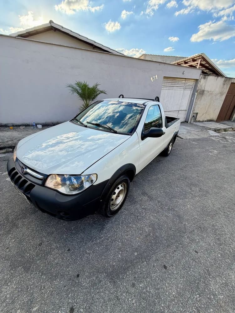 Fiat Strada 1.4 MPI Fire Flex 8V CS 2012