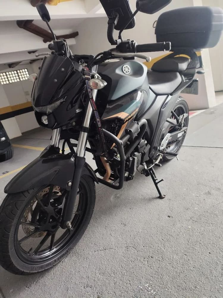 Vendo Fazer 250