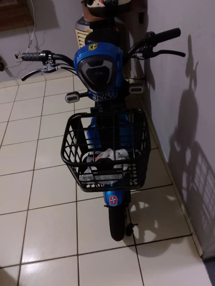 Scooter elétrica 