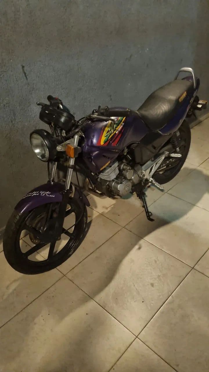 Cbx strada 200