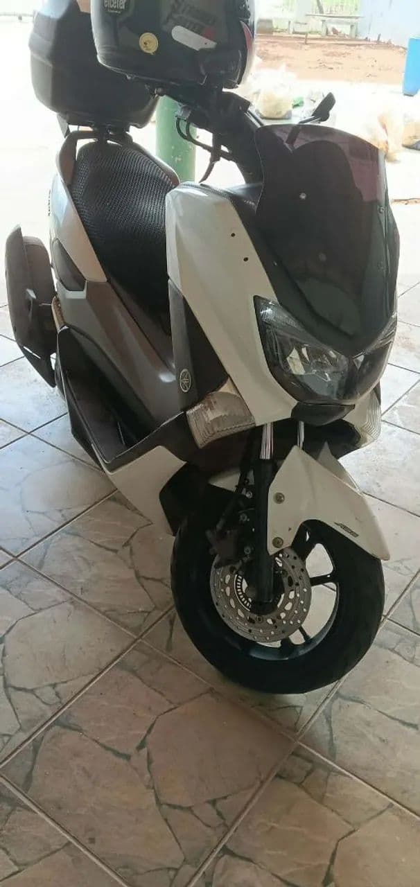 Nmax 2018 branca 
