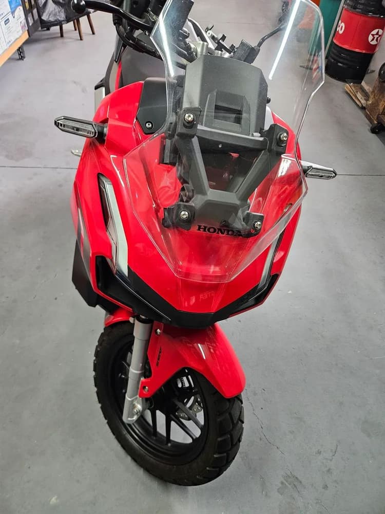 Adv 2024 baixo km 