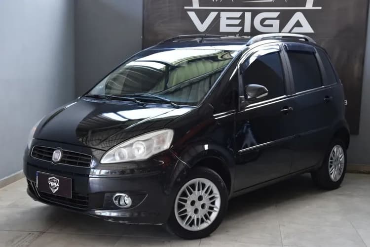 Fiat Idea Attractive 1.4 Fire Flex 8V 5P 2013