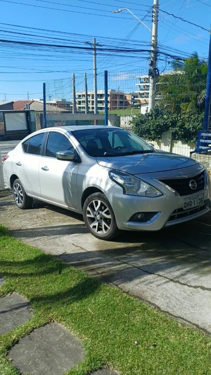 Nissan Versa Unique 1.6 16V Flex 4P Mec. 2016